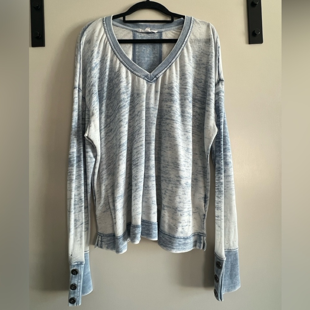 Jane and Delancey V-Neck Sweater - Gray and Cream